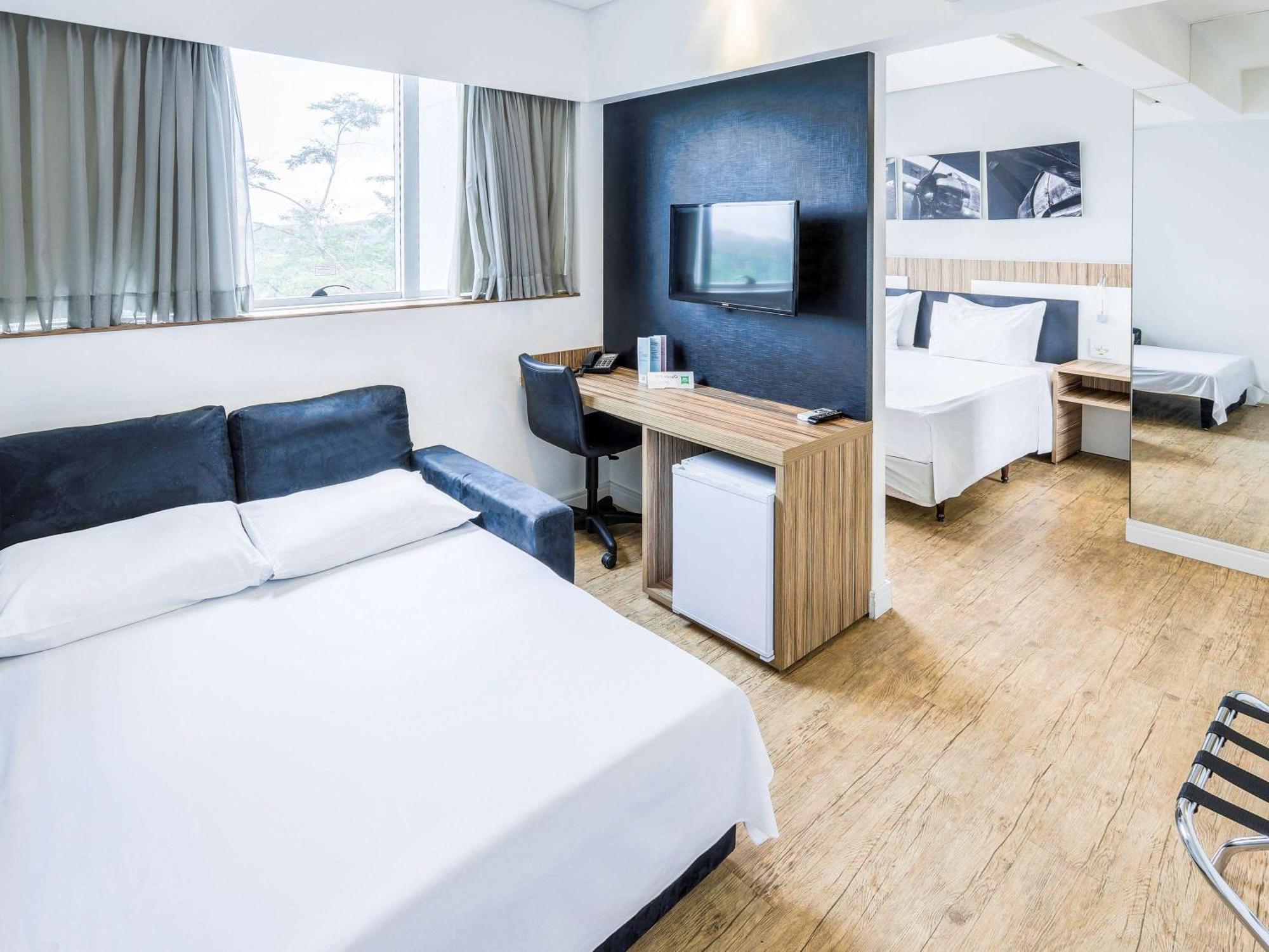 ホテル Ibis Styles Confins Aeroporto ラゴア・サンタ エクステリア 写真