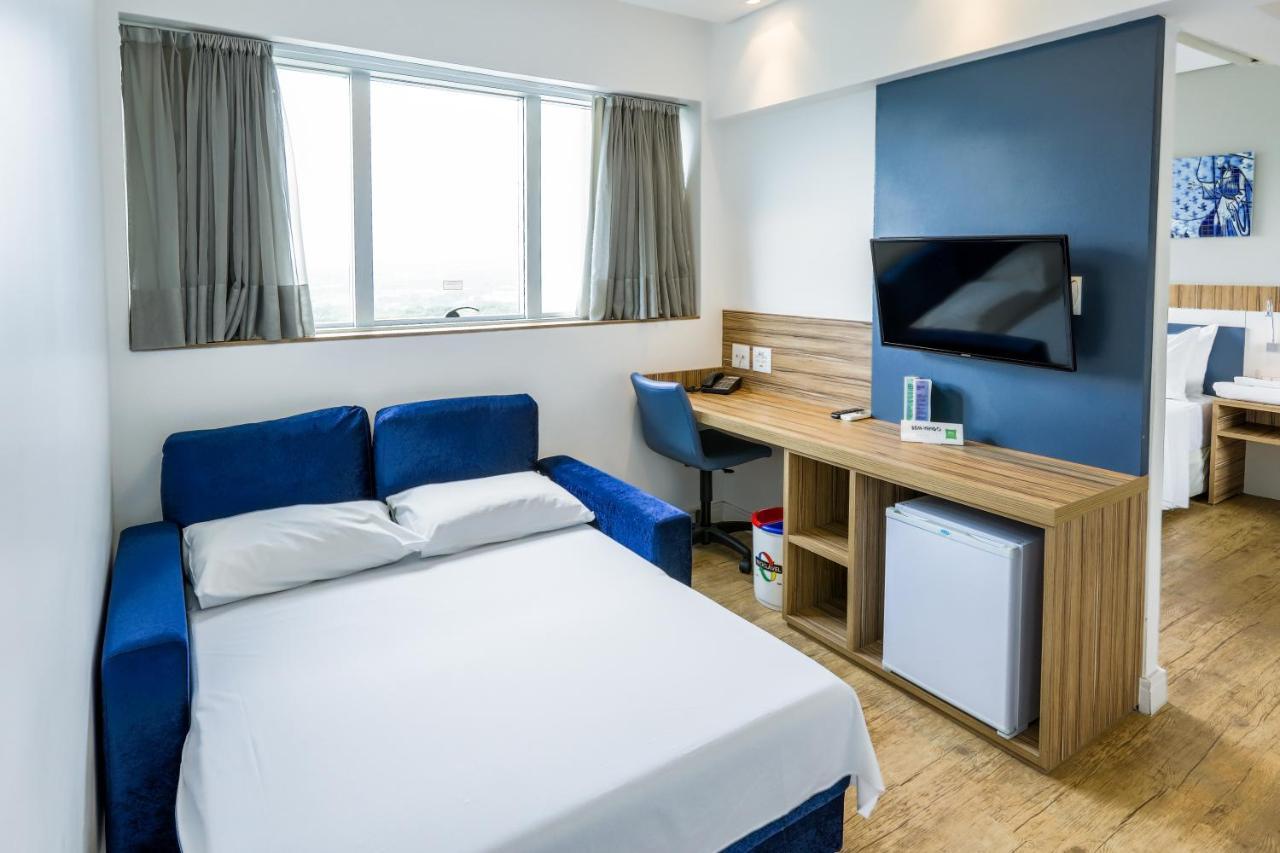 ホテル Ibis Styles Confins Aeroporto ラゴア・サンタ エクステリア 写真